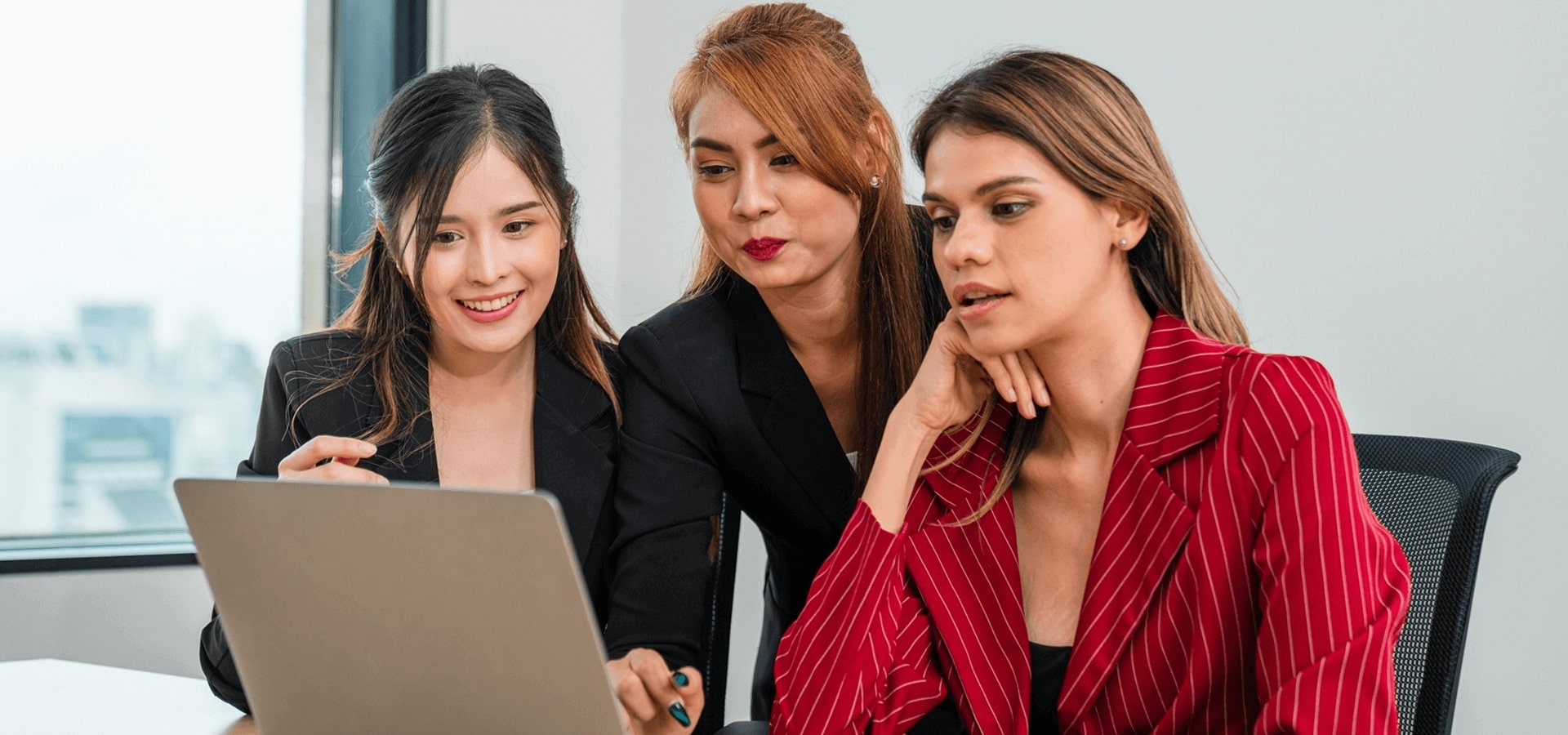 CanEduBridge! VOTRE PASSERELLE VERS LES ÉTUDES AU CANADA